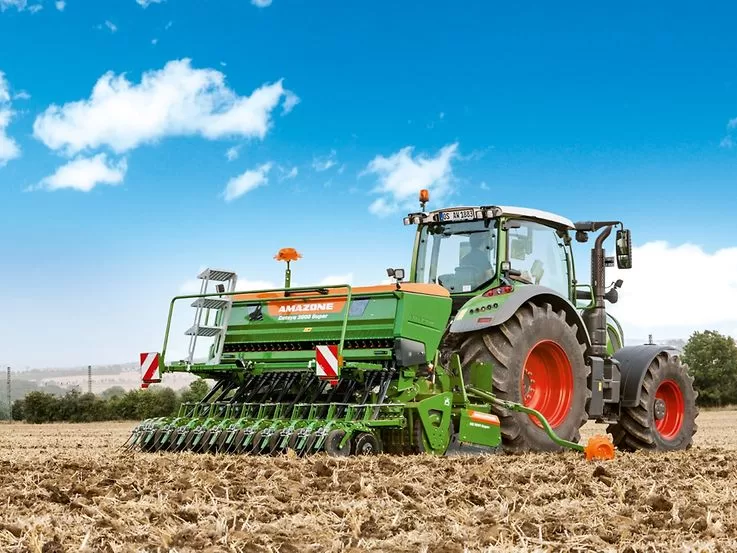 Conventional seed drills