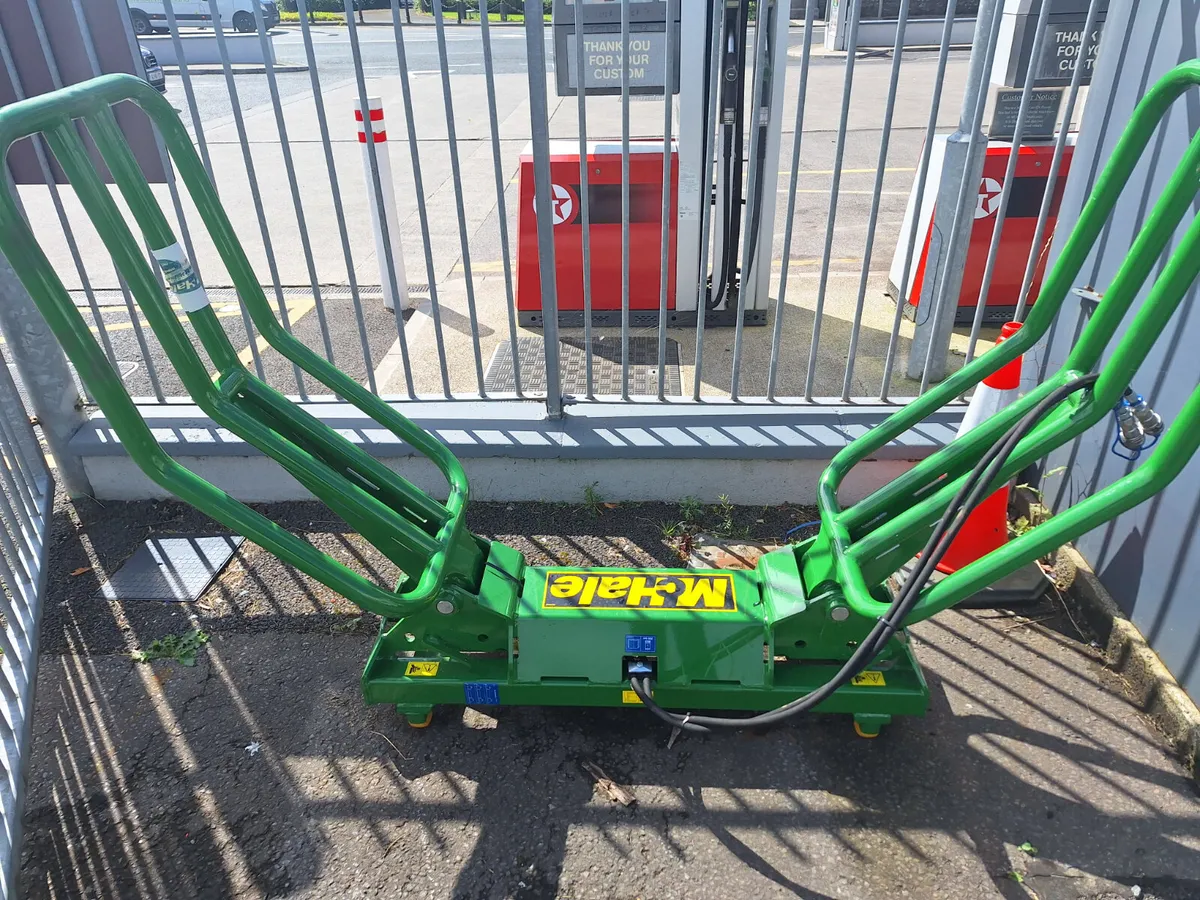 New McHale Baler Handler - Image 2
